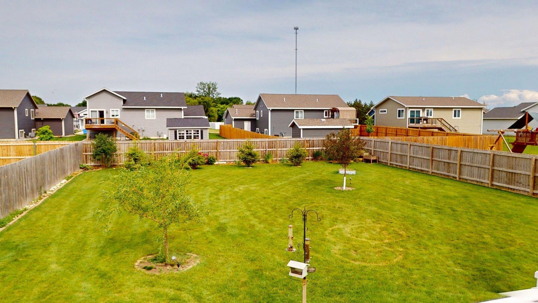 210 Lindsay Drive, Aurora, SD 57002