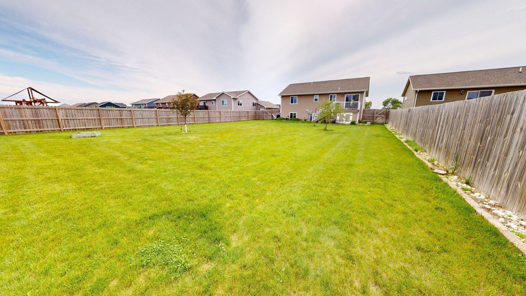 210 Lindsay Drive, Aurora, SD 57002