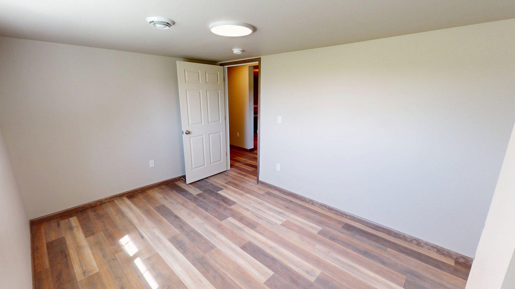 115 Golfview Drive, White, SD 57276