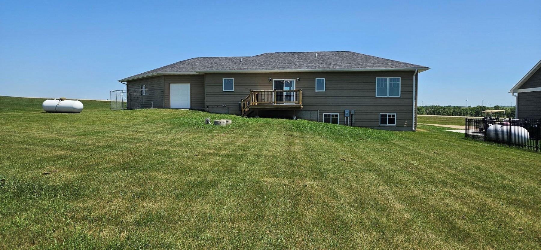 115 Golfview Drive, White, SD 57276