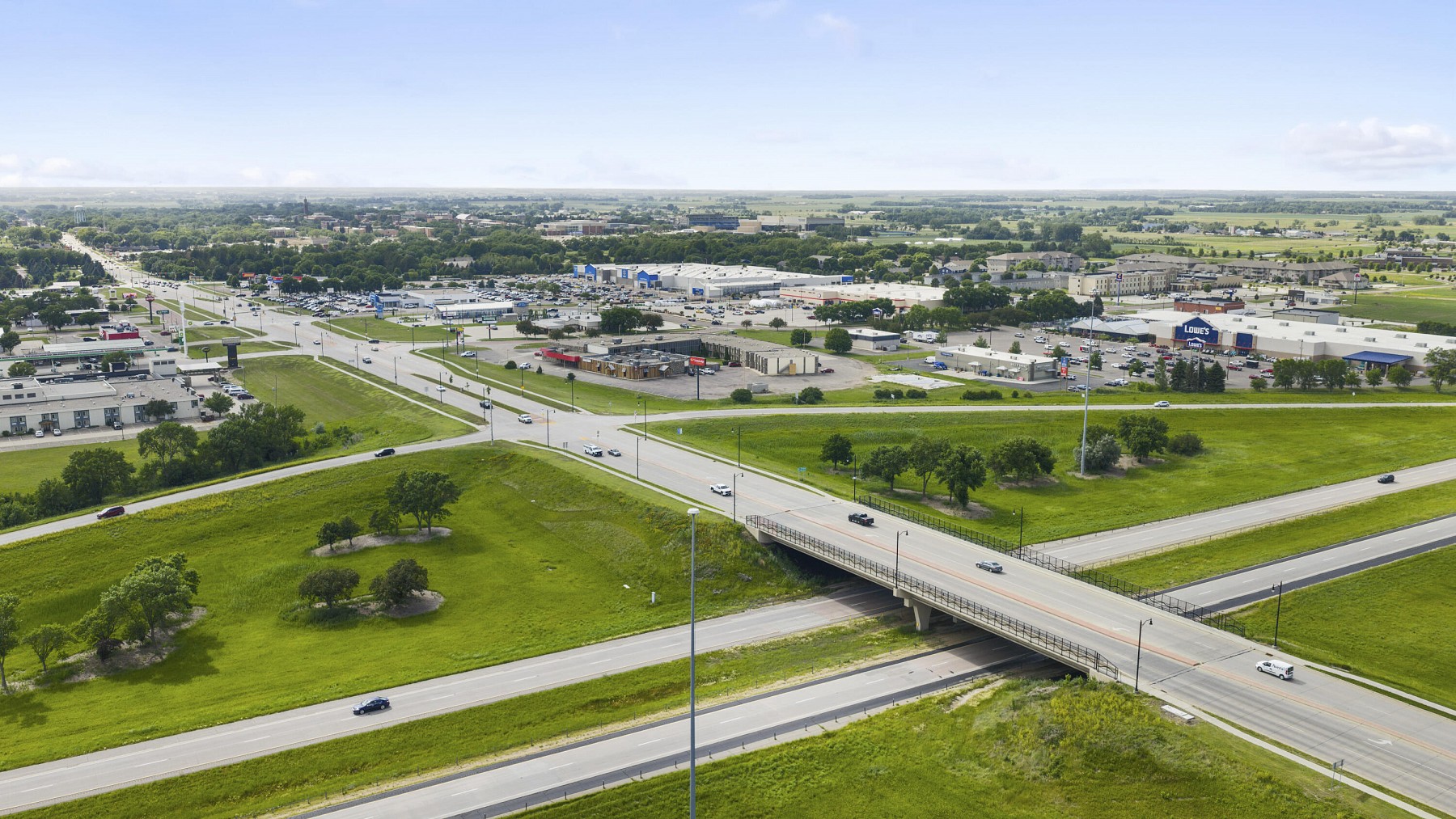 2515 6th St, Brookings, SD 57006