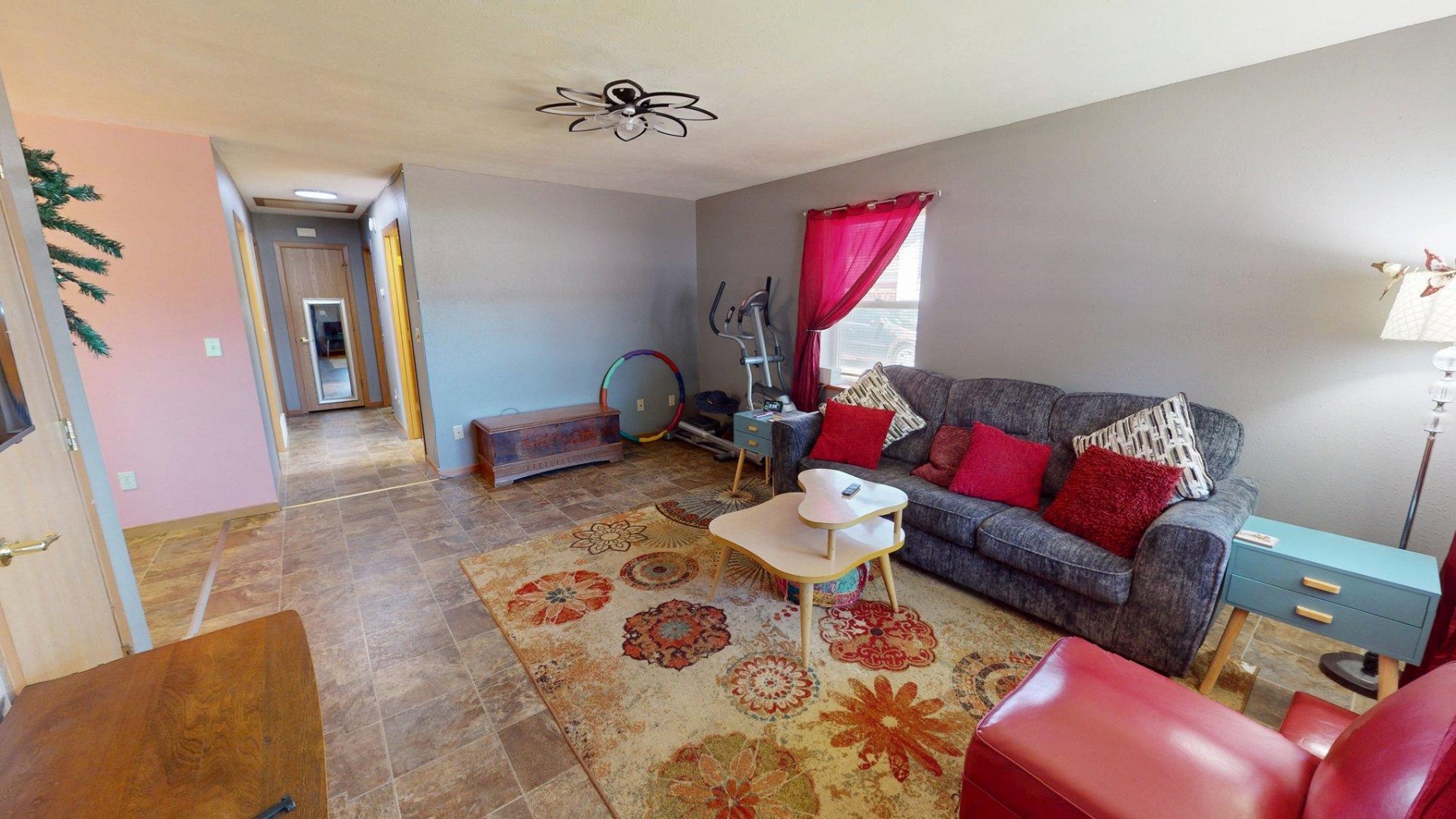 700 6th Avenue S, Brookings, SD 57006