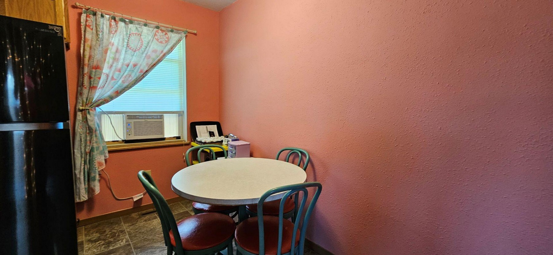 700 6th Avenue S, Brookings, SD 57006