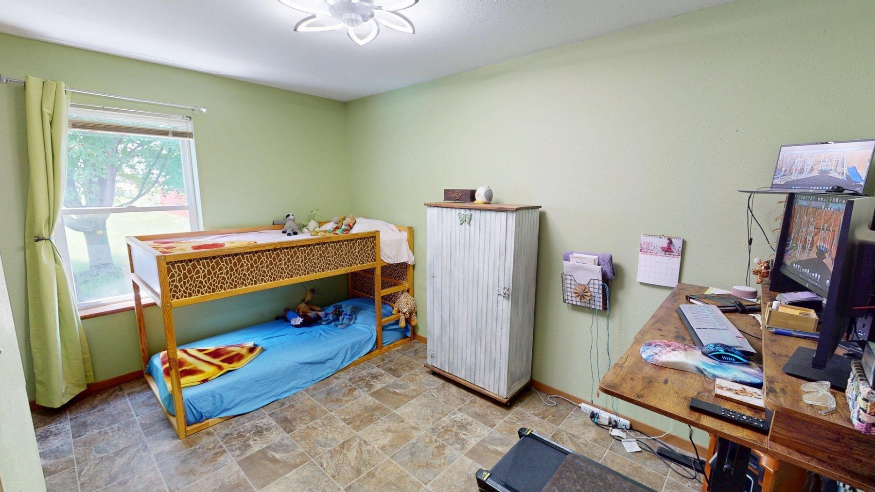 700 6th Avenue S, Brookings, SD 57006