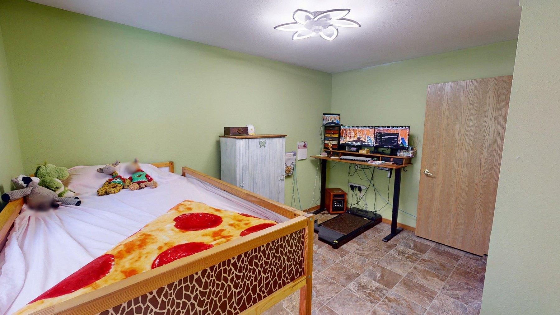 700 6th Avenue S, Brookings, SD 57006