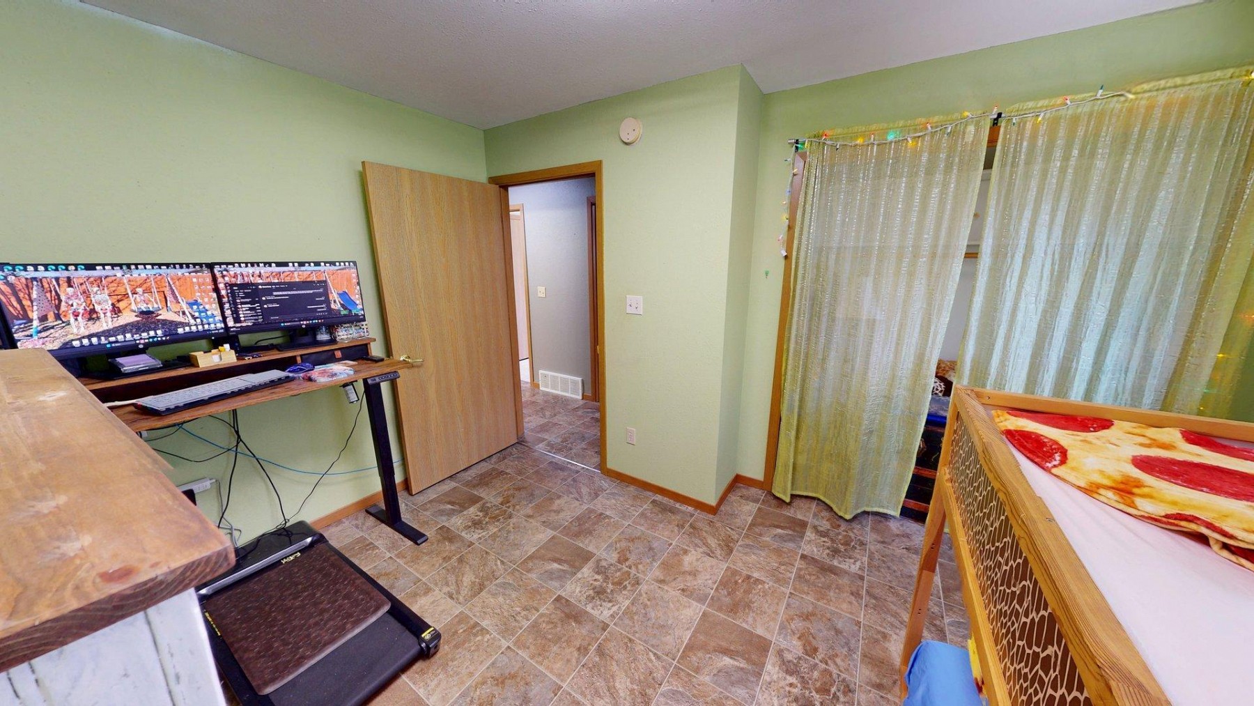 700 6th Avenue S, Brookings, SD 57006