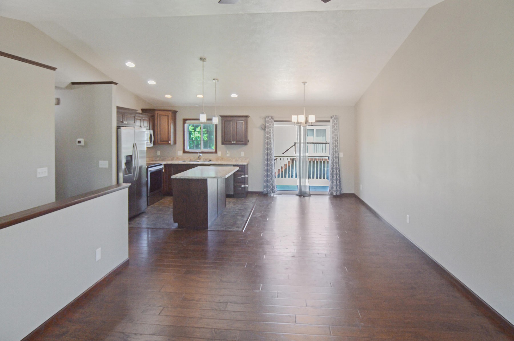 307 Lovejoy Lane, Aurora, SD 57002