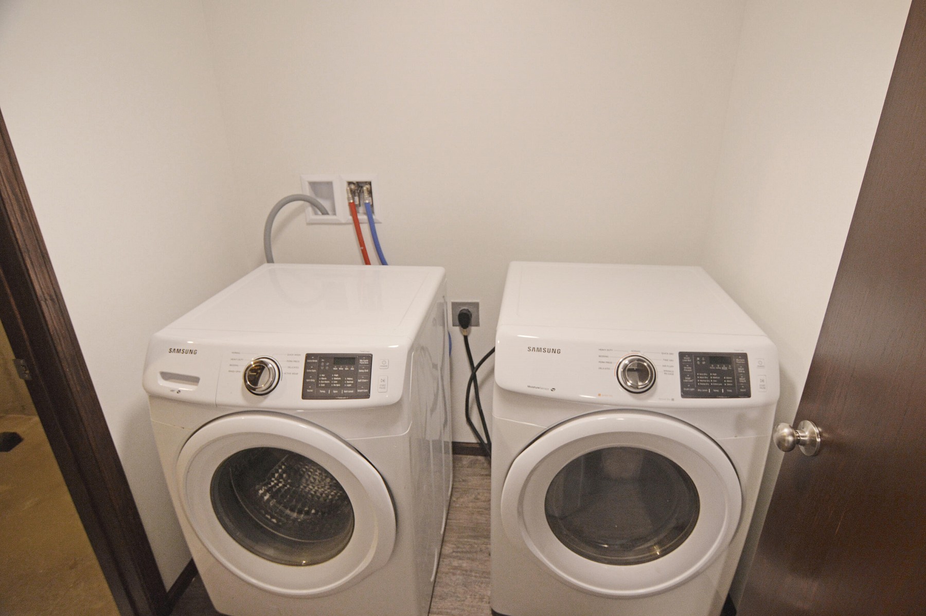 307 Lovejoy Lane, Aurora, SD 57002