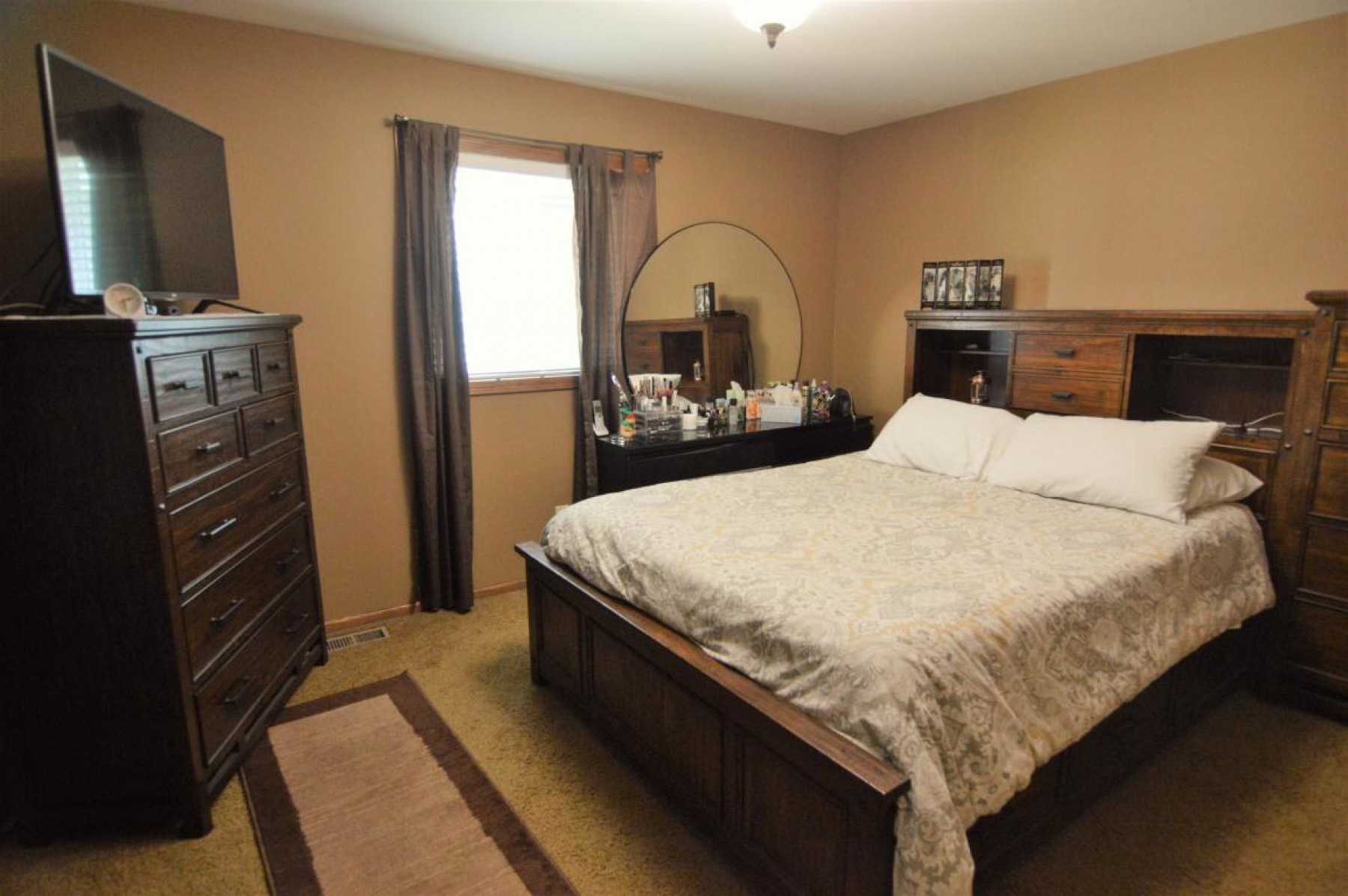 714 Sonoma Valley Street, Brookings, SD 57006