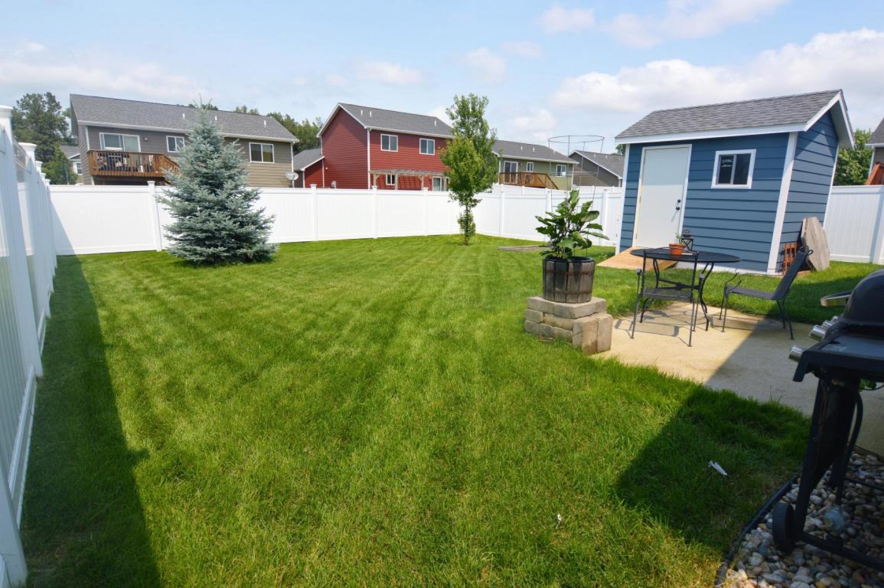 714 Sonoma Valley Street, Brookings, SD 57006