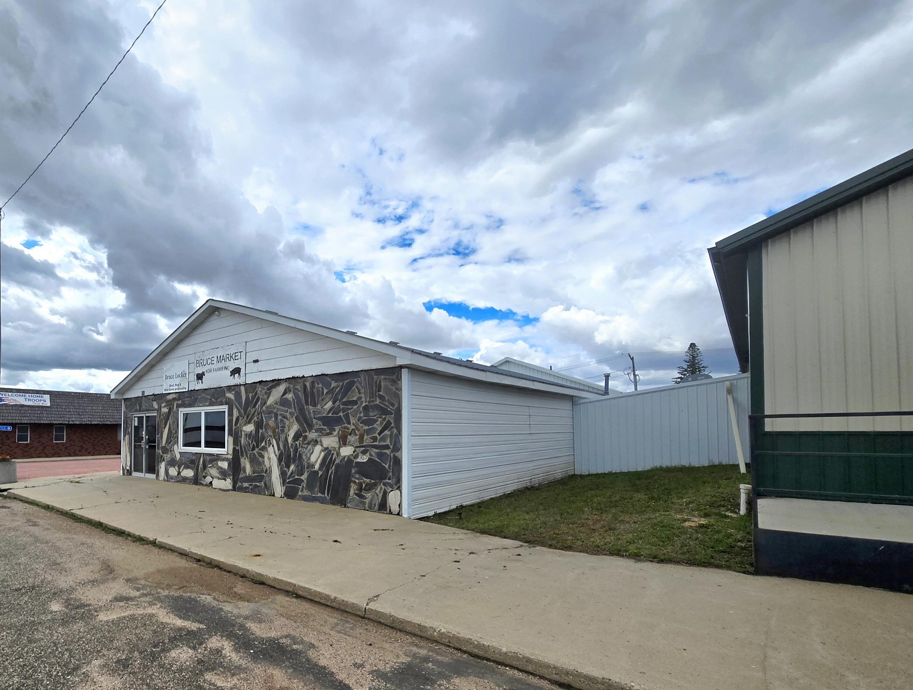 503/505 Jay St, Bruce, SD 57220
