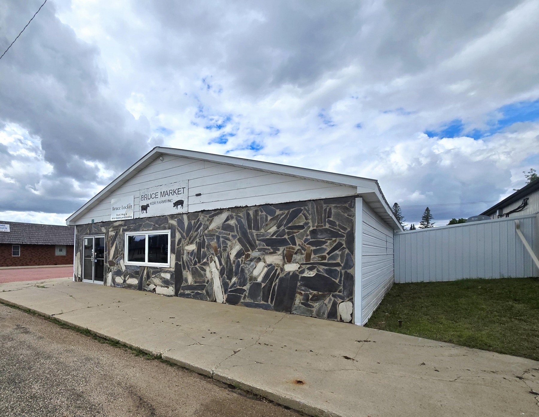 503/505 Jay St, Bruce, SD 57220