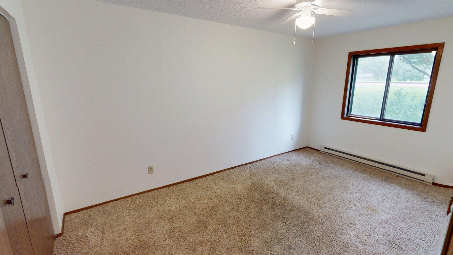 1533 Orchard Drive, Brookings, SD 57006