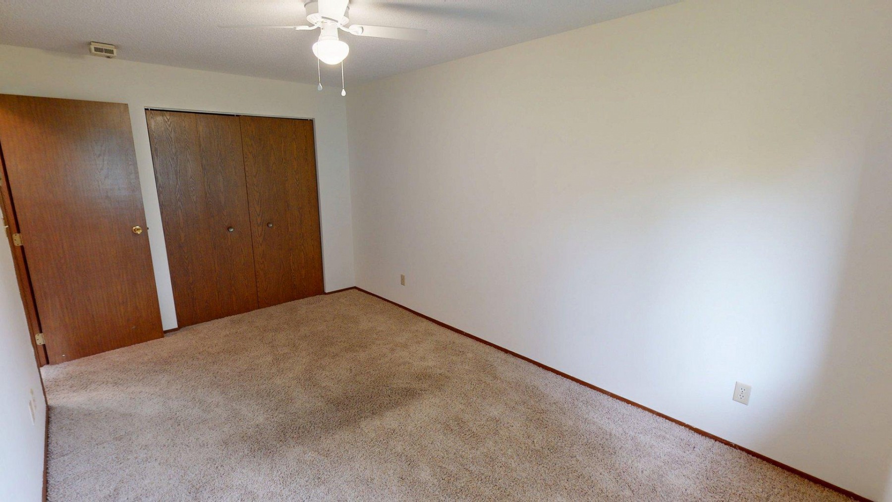 1533 Orchard Drive, Brookings, SD 57006