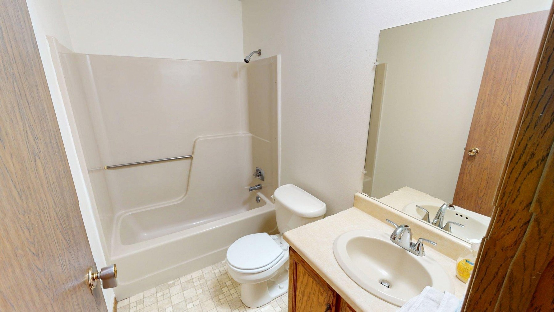 1533 Orchard Drive, Brookings, SD 57006