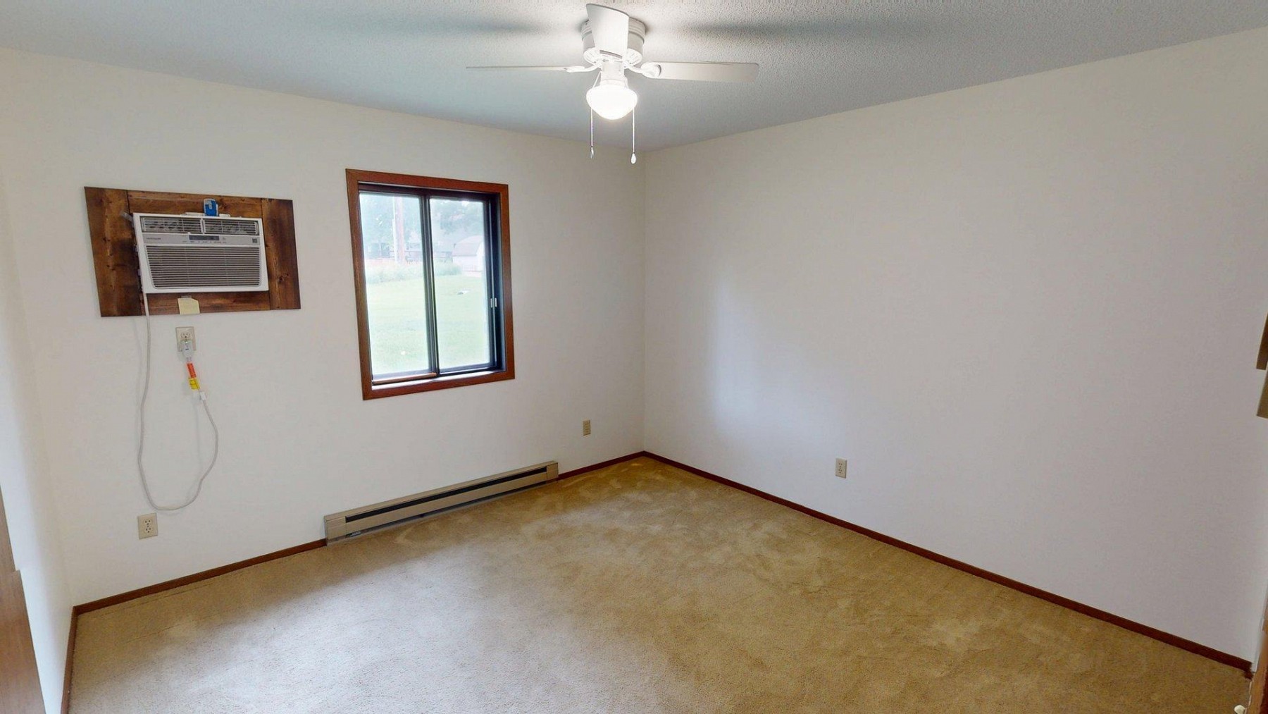 1533 Orchard Drive, Brookings, SD 57006