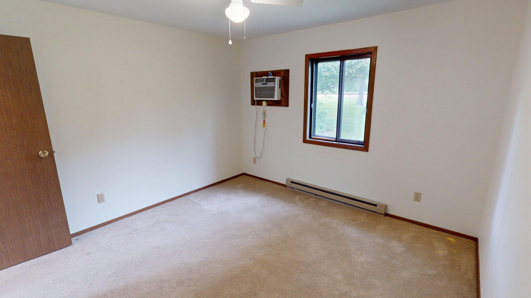 1533 Orchard Drive, Brookings, SD 57006