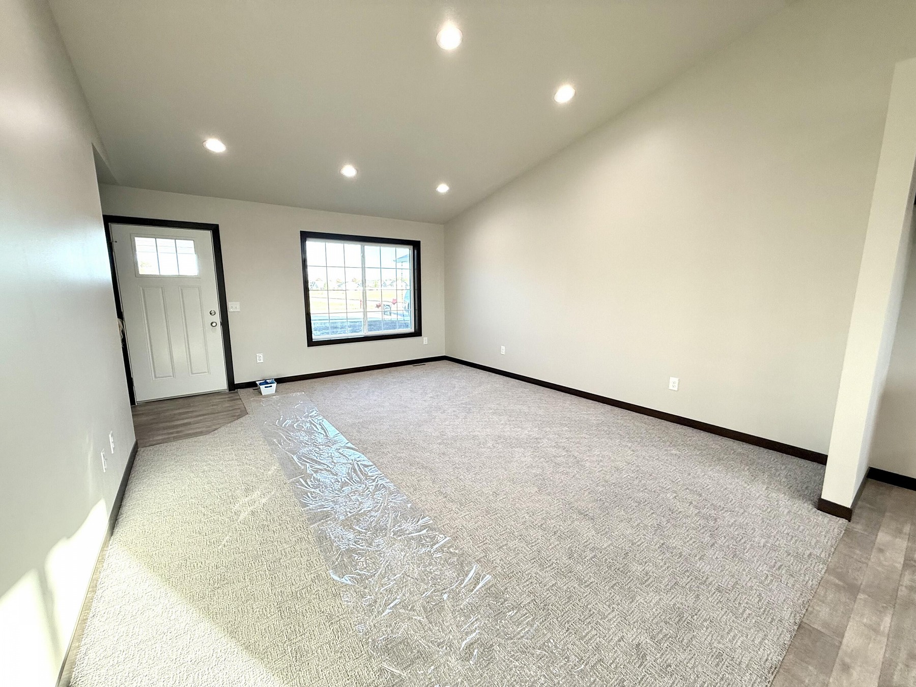 2012 Rapid Valley&nbsp;Avenue, Brookings, SD 57006