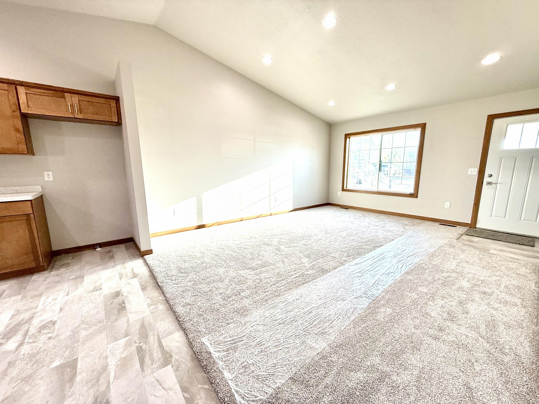 2014 Rapid Valley Avenue, Brookings, SD 57006