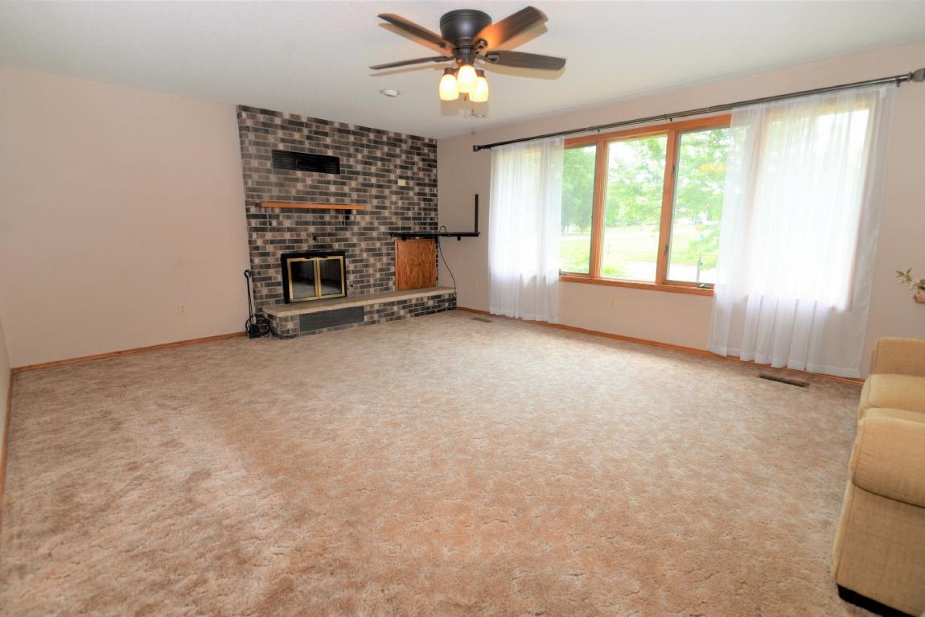 210 3rd Avenue, Flandreau, SD 57028