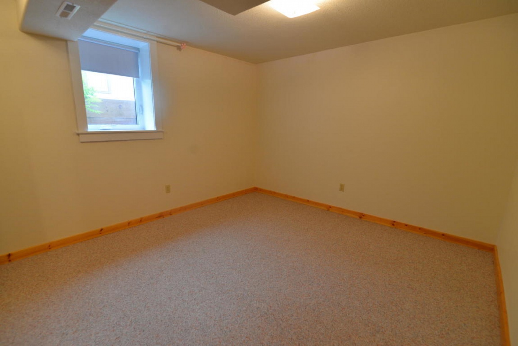 210 3rd Avenue, Flandreau, SD 57028