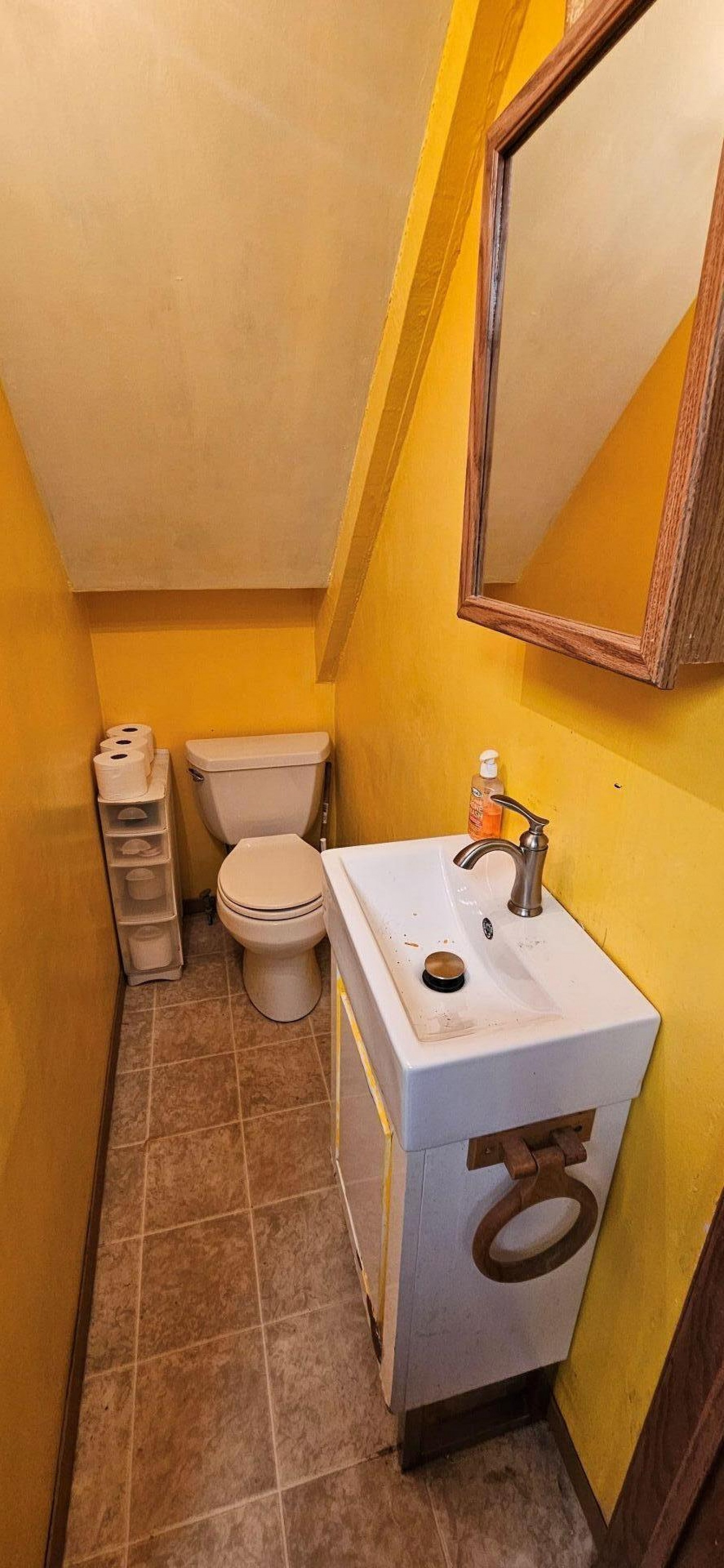 212 Broad Avenue, Flandreau, SD 57028