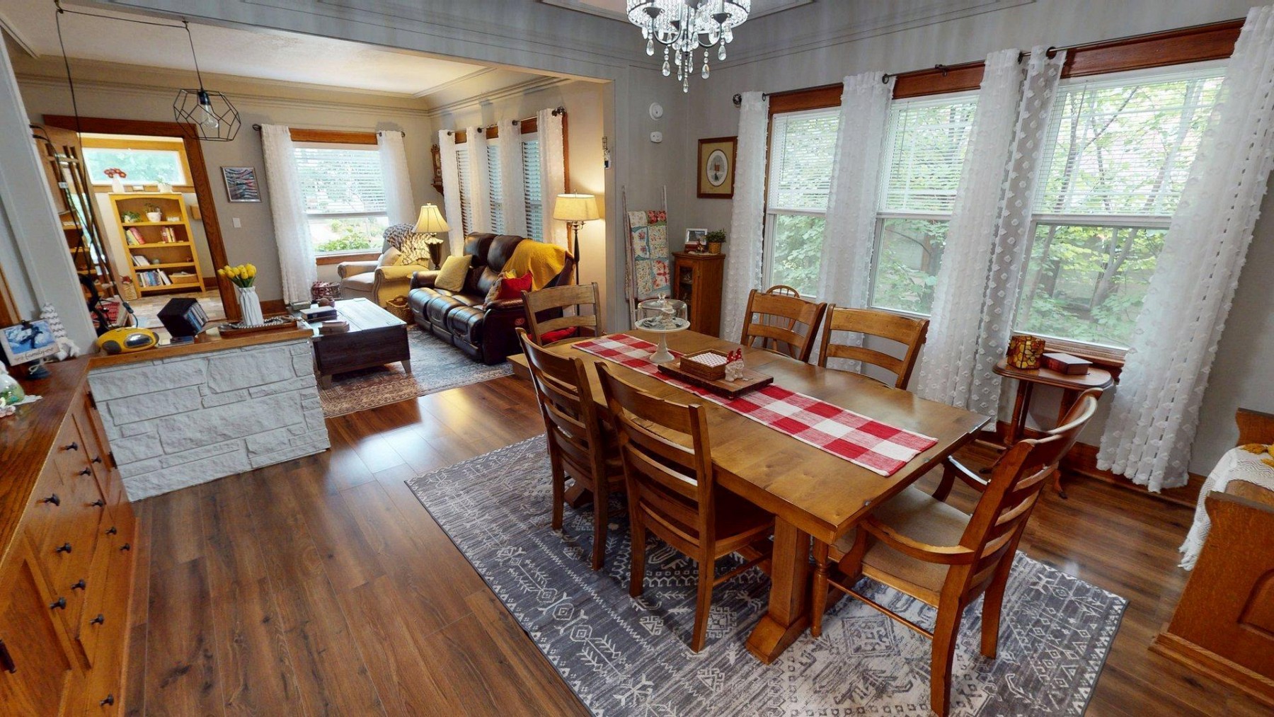 1215 3rd Street, Brookings, SD 57006