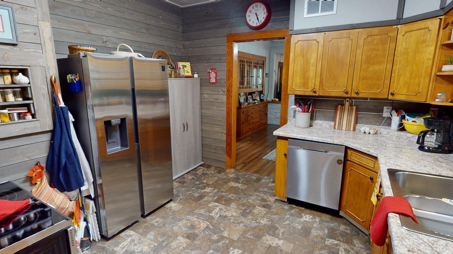 1215 3rd Street, Brookings, SD 57006