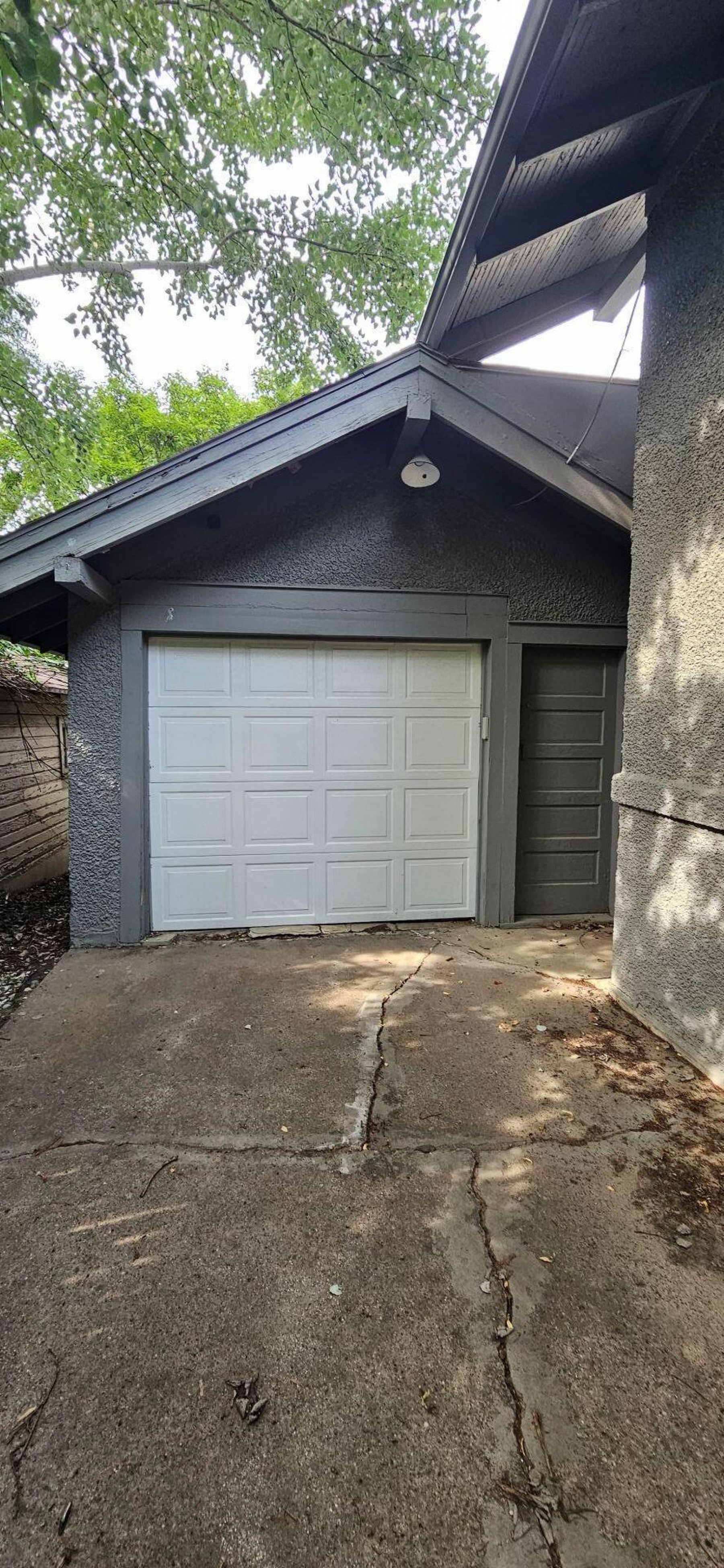 1215 3rd Street, Brookings, SD 57006