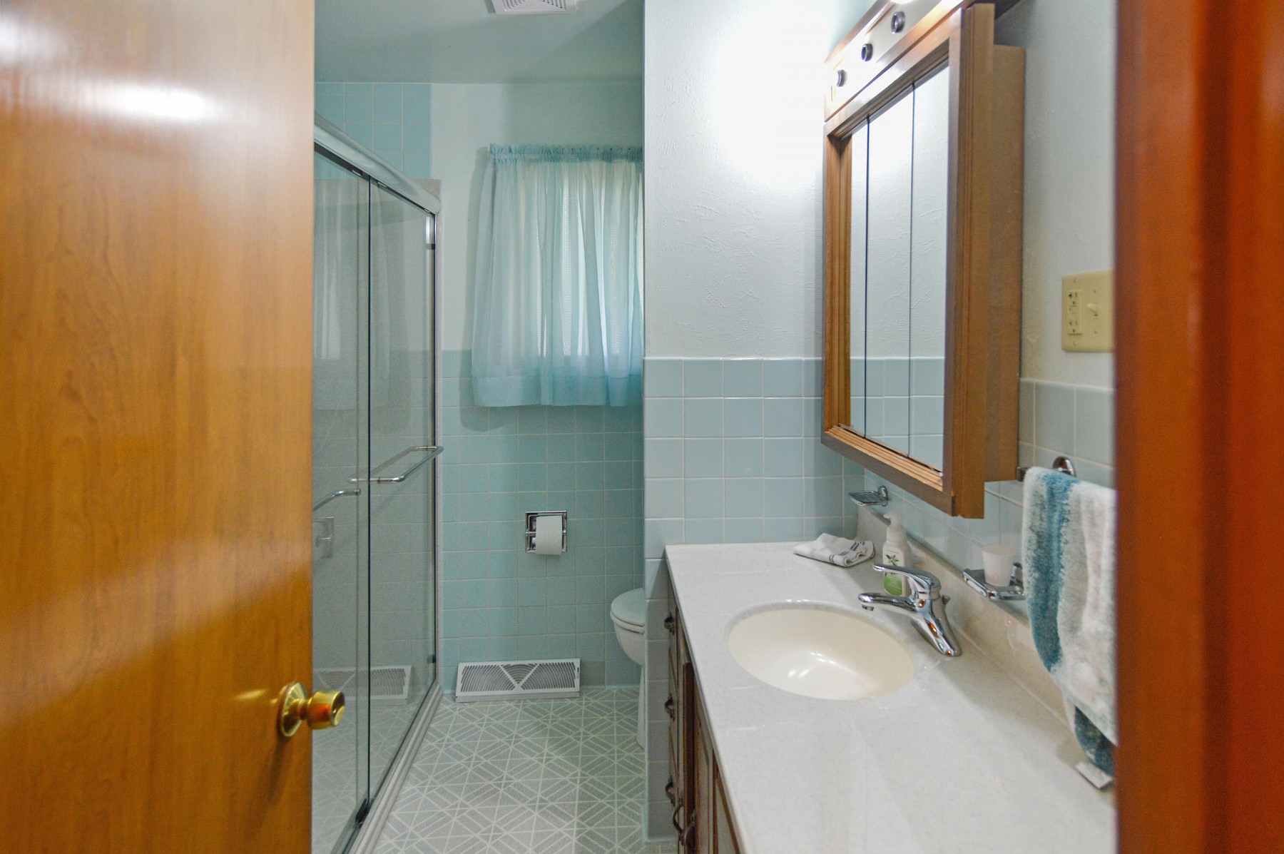 1811 Morningside Drive, Brookings, SD 57006