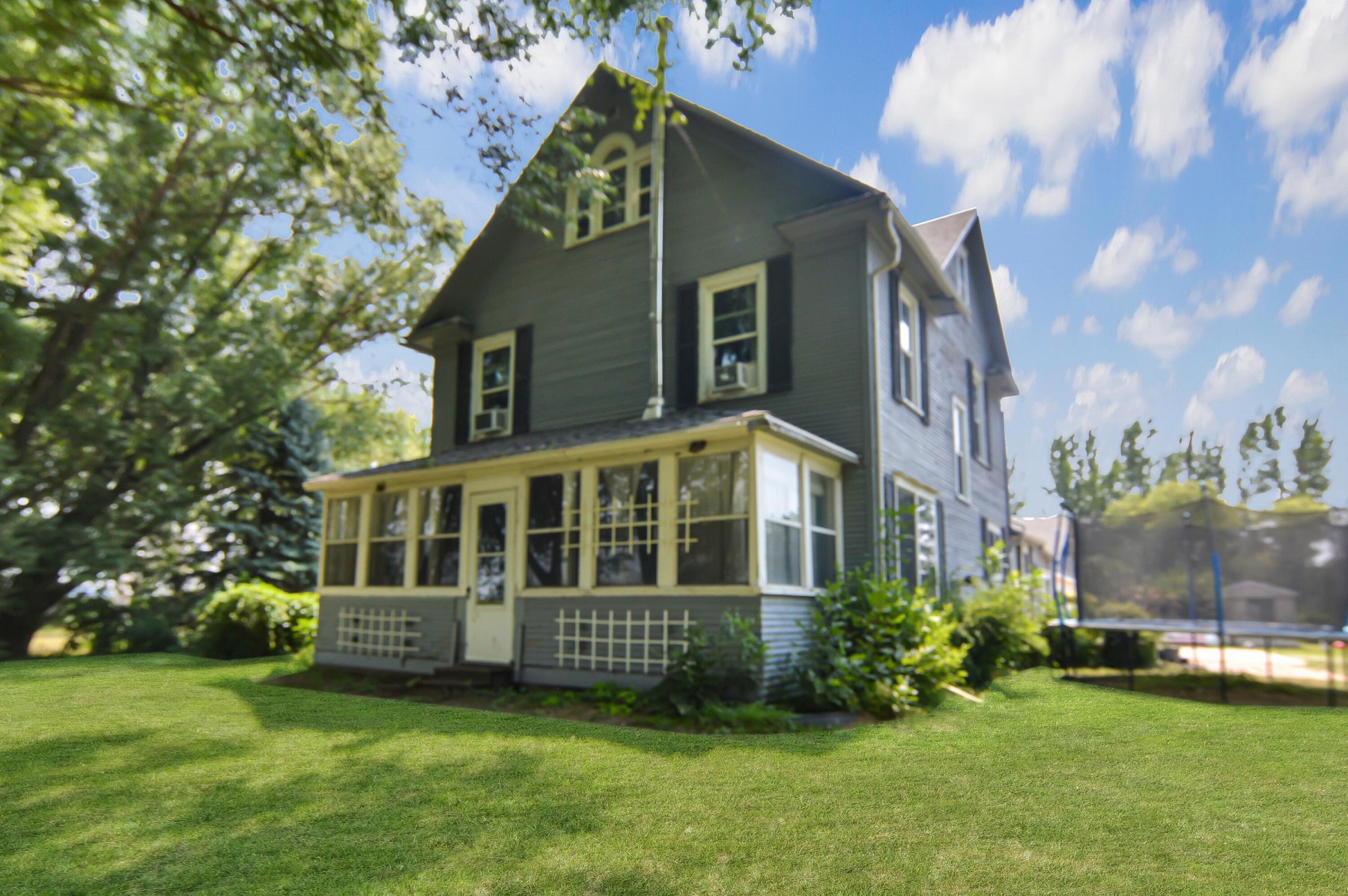 906 32nd Street S, Brookings, SD 57006