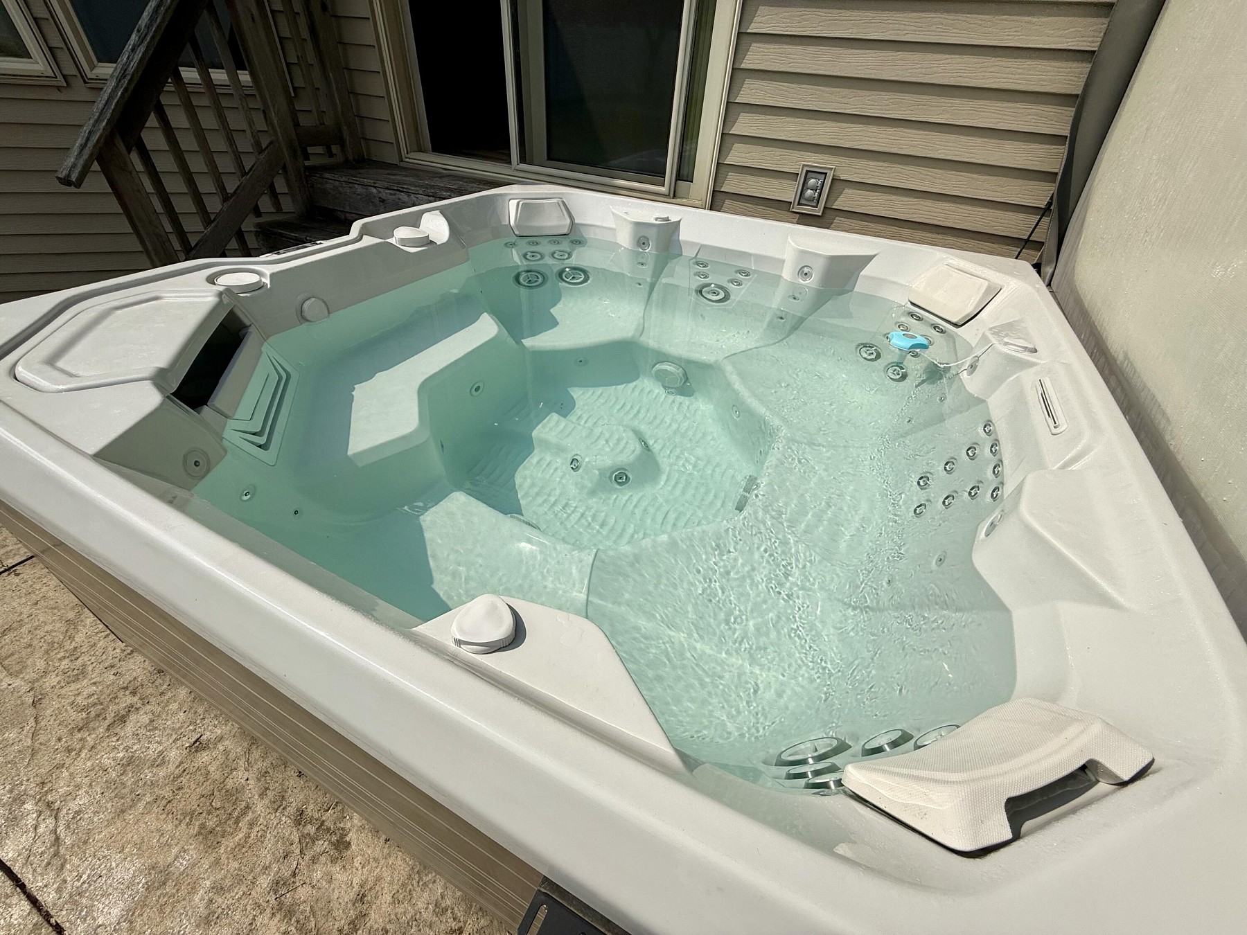 709 Park Ave Circle, Brookings, SD 57006