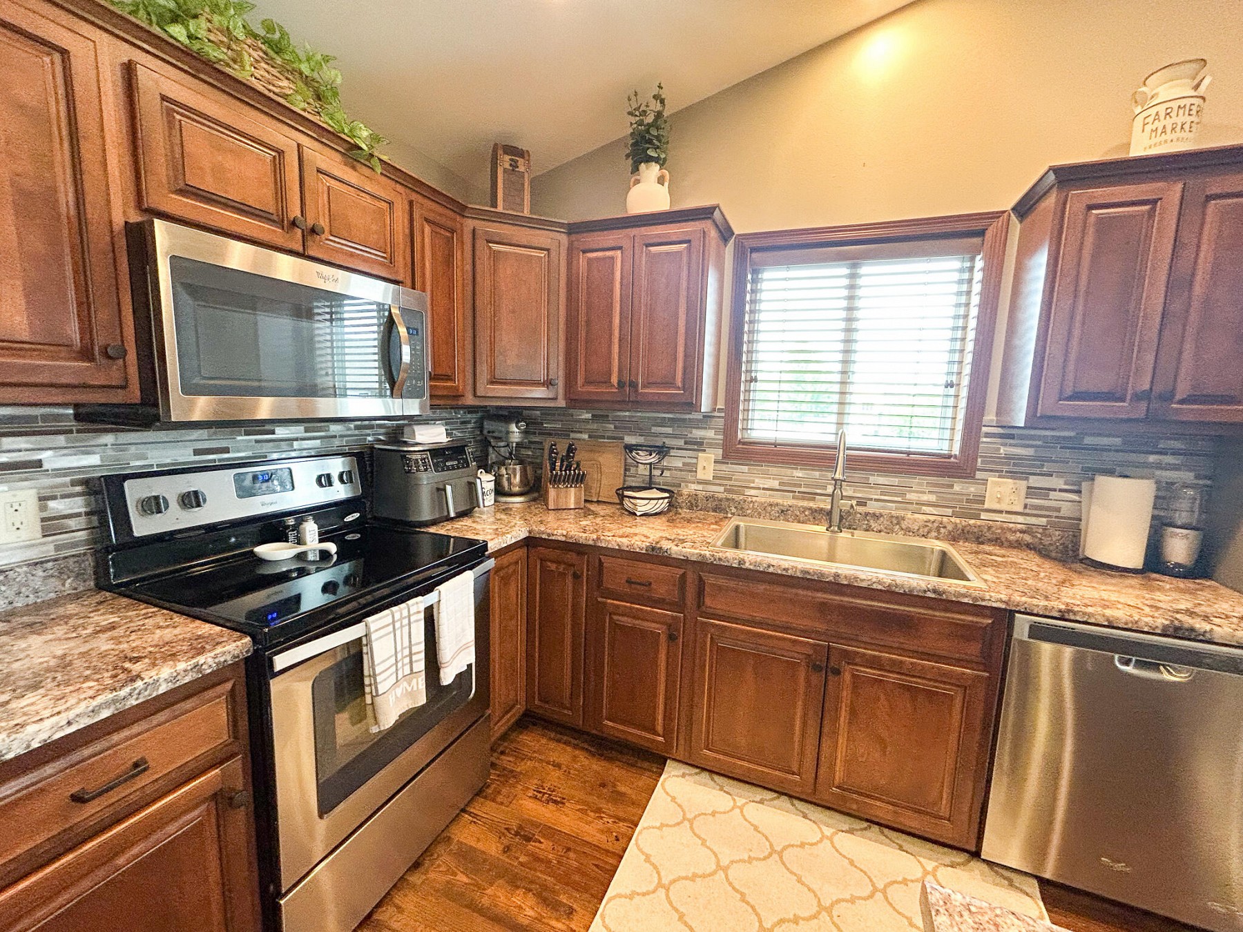 1322 Christine Circle, Brookings, SD 57006