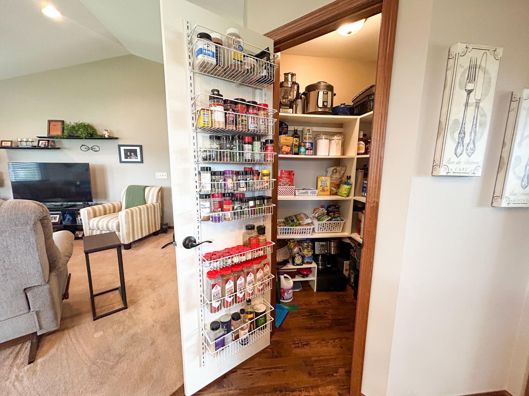 1322 Christine Circle, Brookings, SD 57006