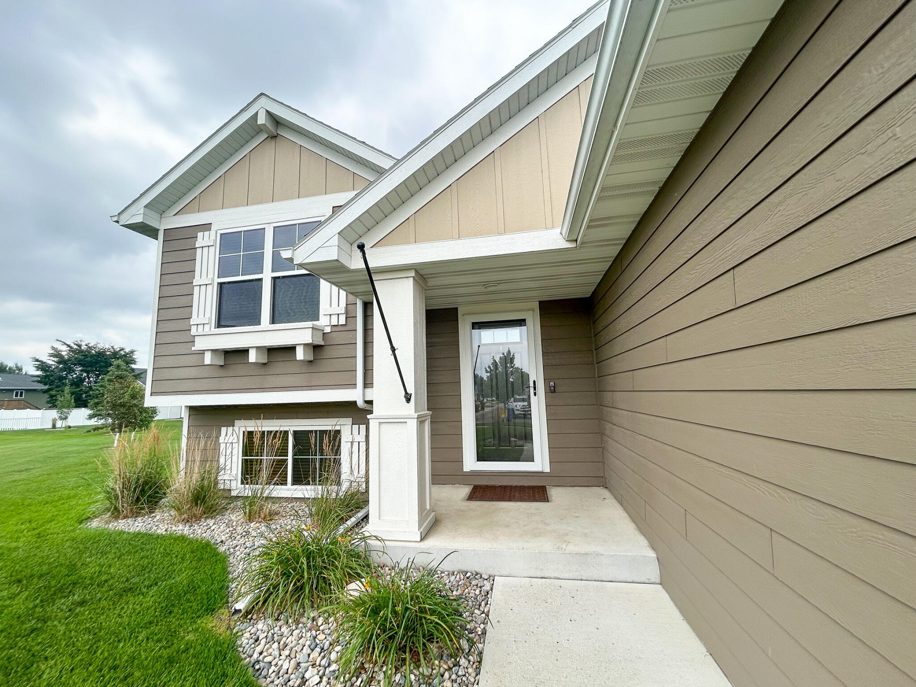 1322 Christine Circle, Brookings, SD 57006