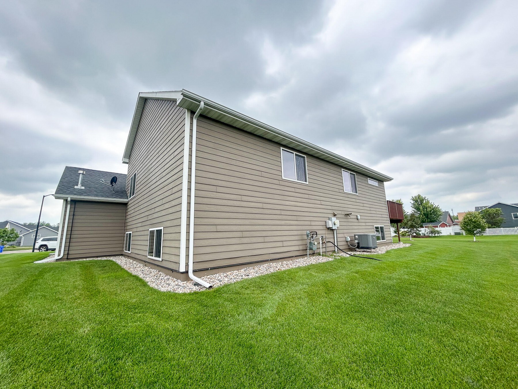 1322 Christine Circle, Brookings, SD 57006