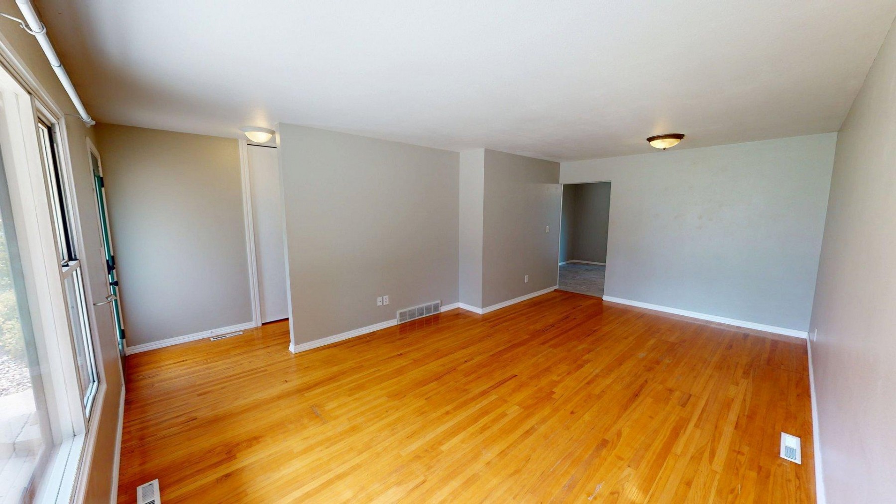 336 21st Avenue S, Brookings, SD 57006