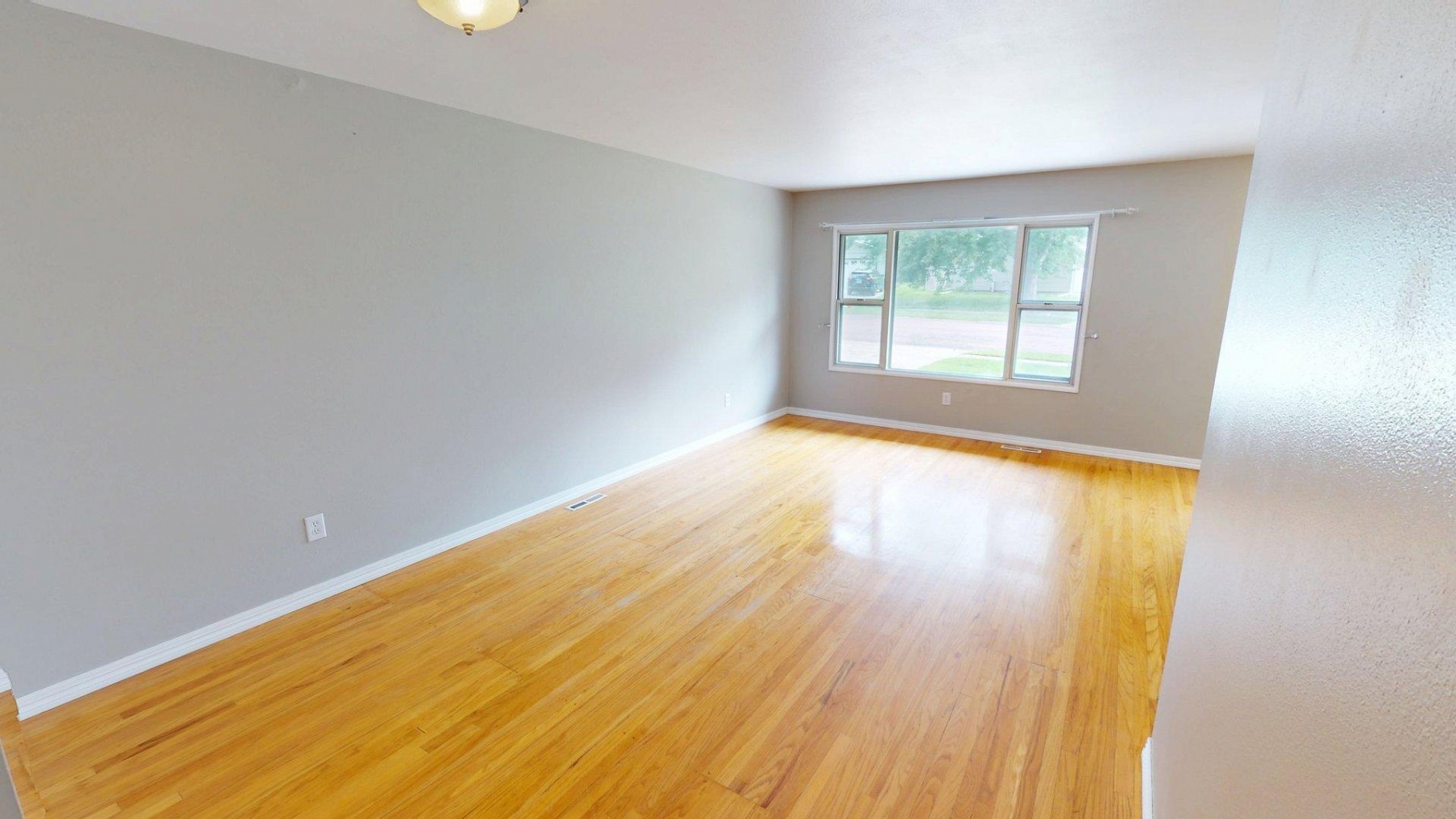 336 21st Avenue S, Brookings, SD 57006