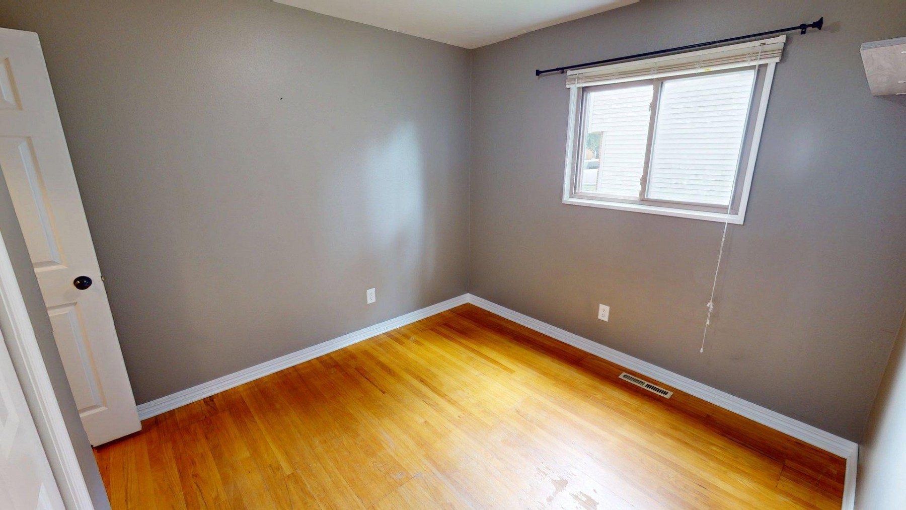 336 21st Avenue S, Brookings, SD 57006