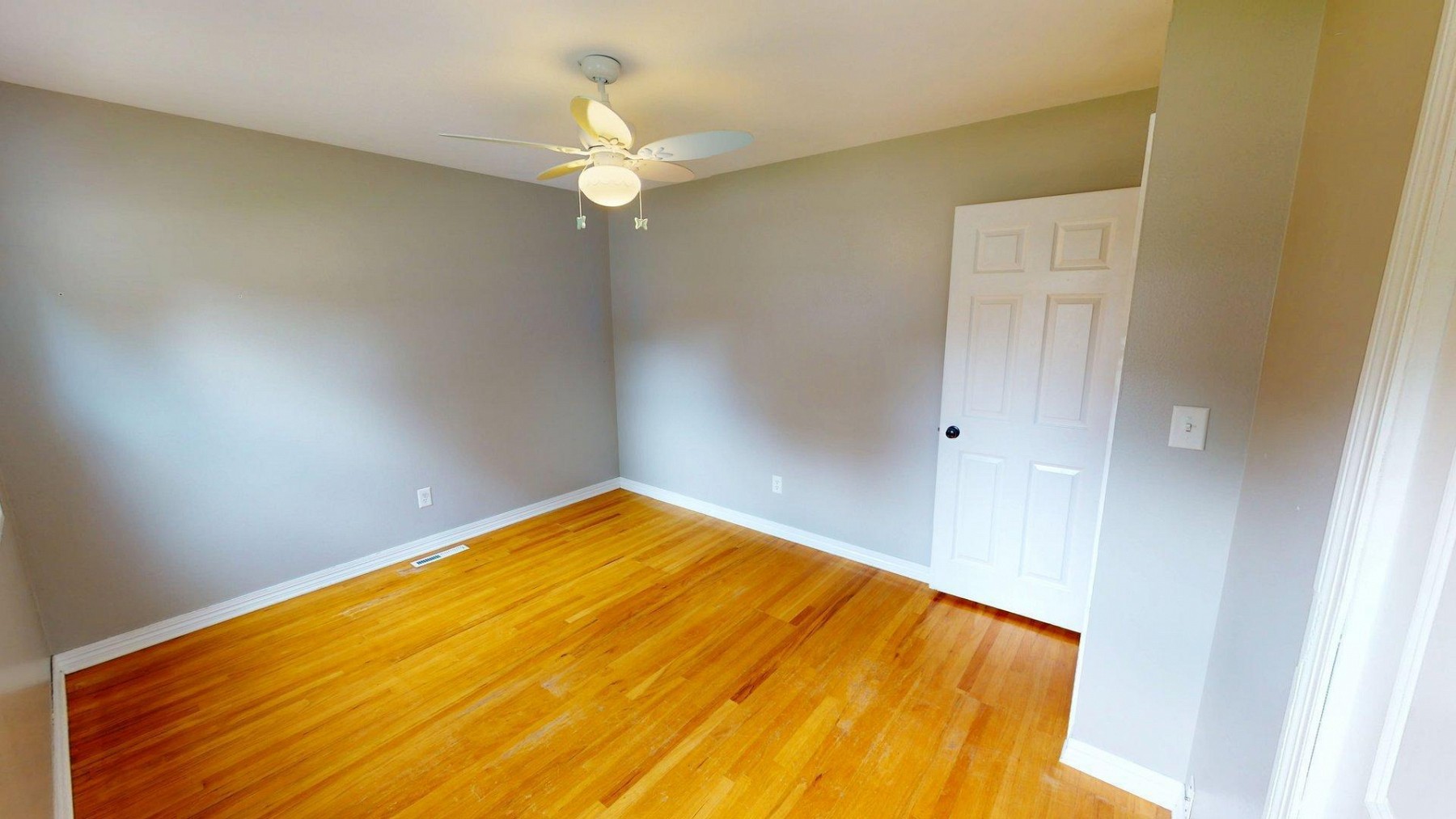 336 21st Avenue S, Brookings, SD 57006