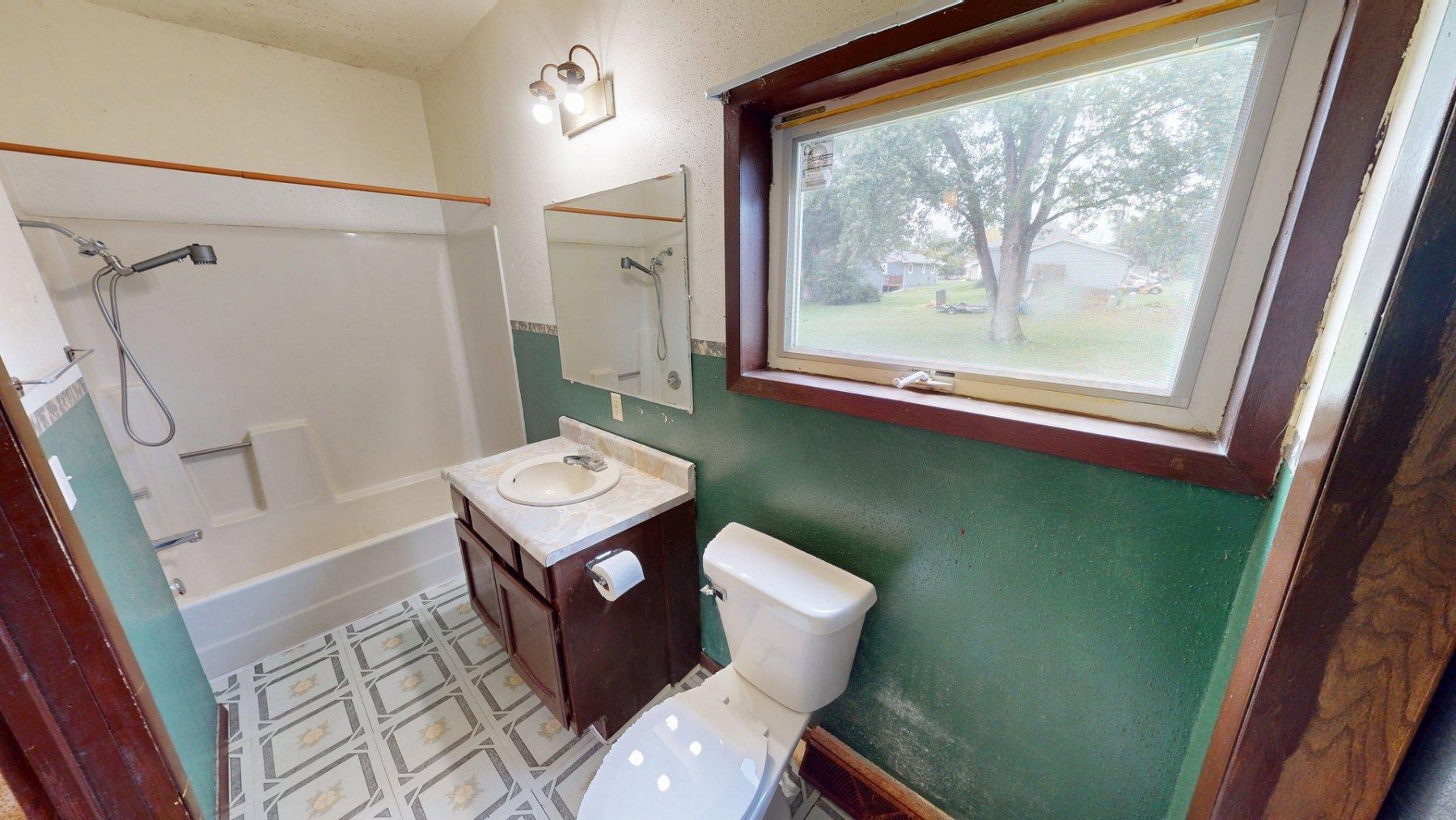 512 3rd Avenue, Outside Area, SD 57039