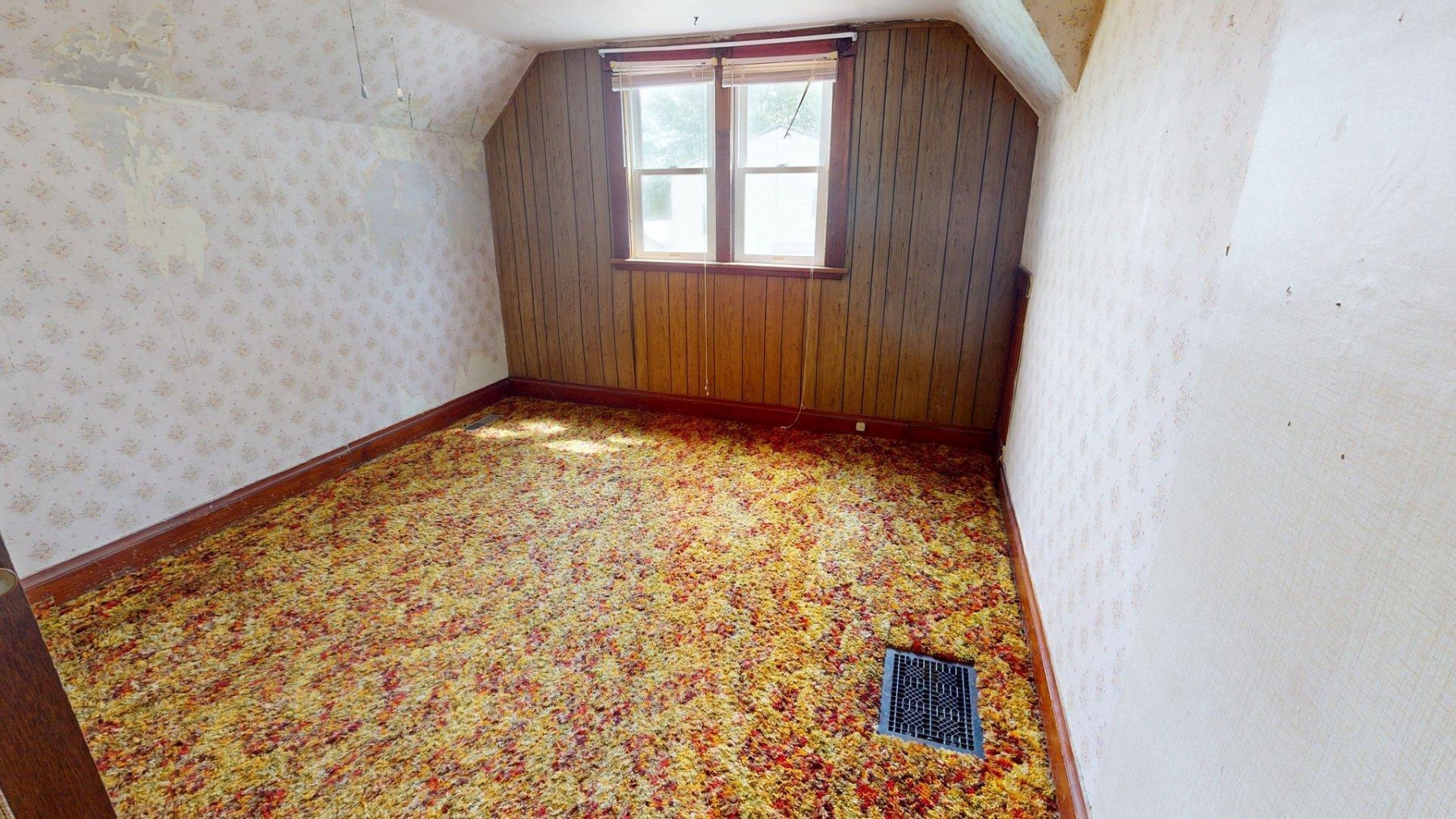 512 3rd Avenue, Outside Area, SD 57039