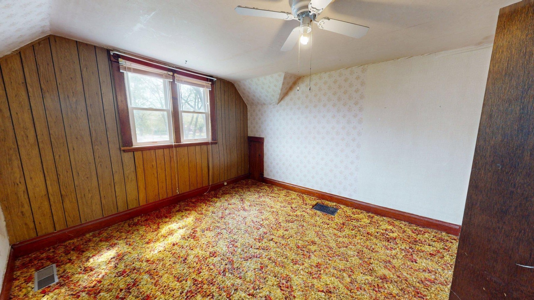 512 3rd Avenue, Outside Area, SD 57039