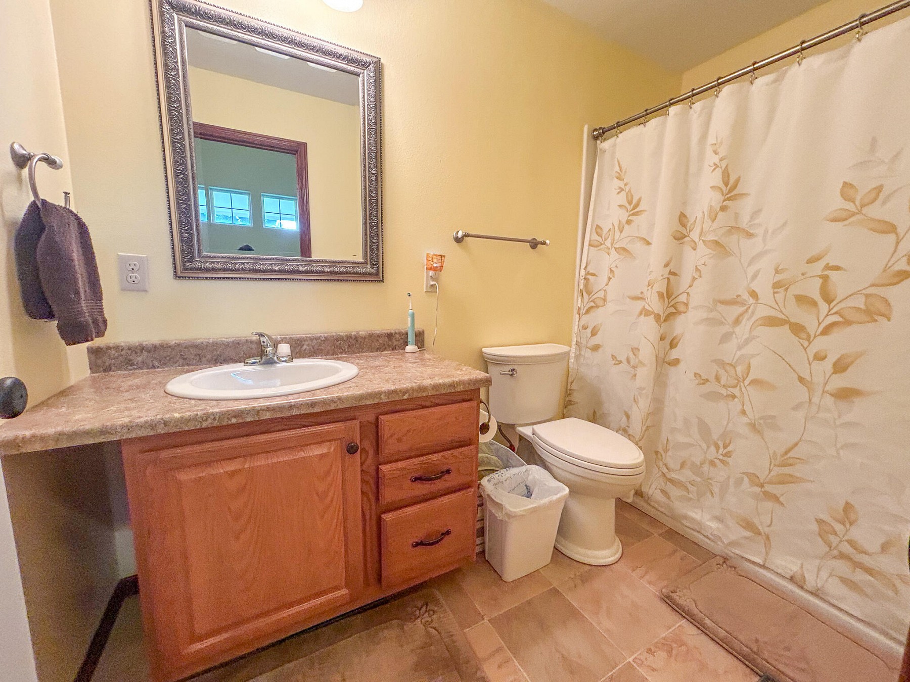 518 Cardinal Dr Circle, Brookings, SD 57006