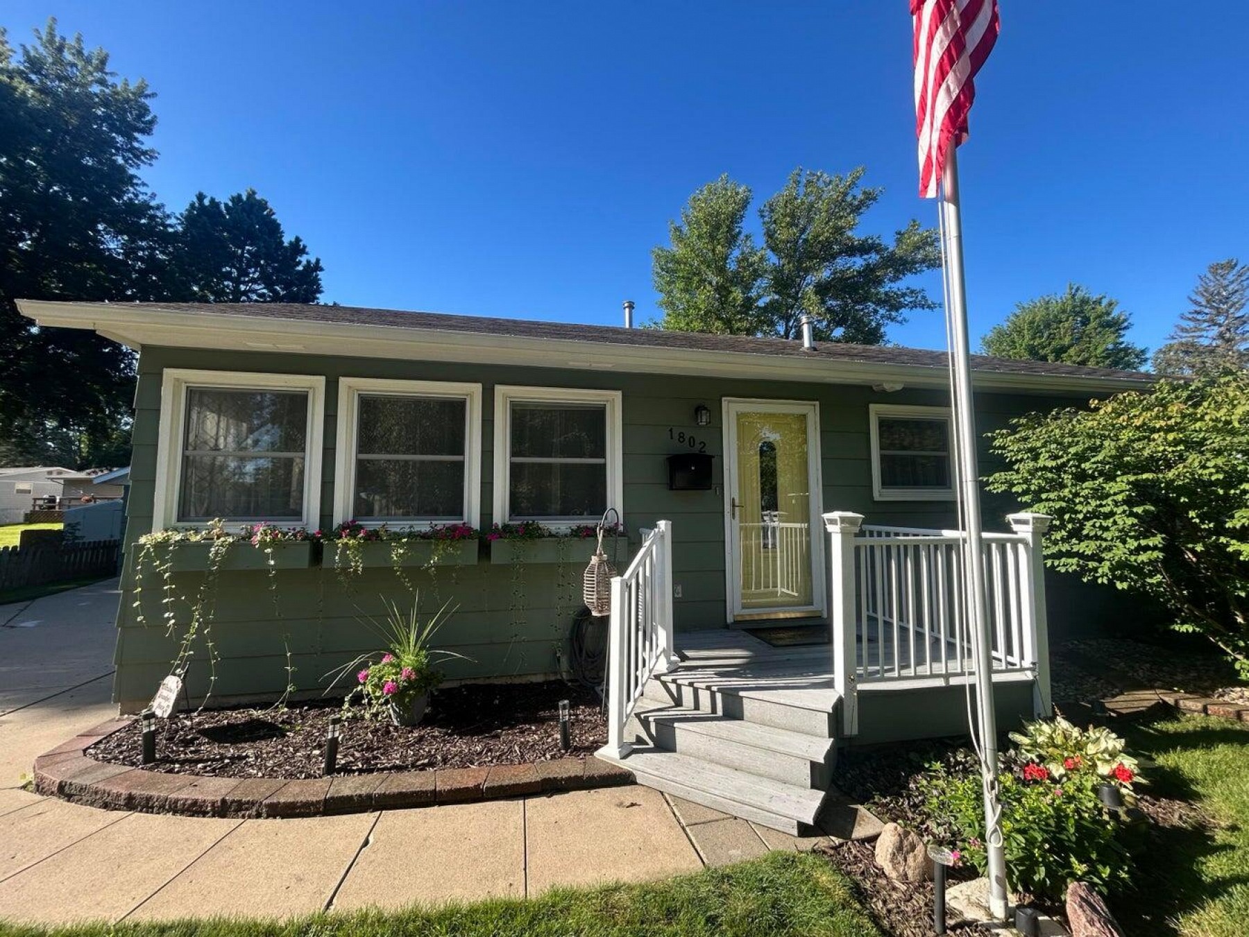 1802 Morningside Drive, Brookings, SD 57006