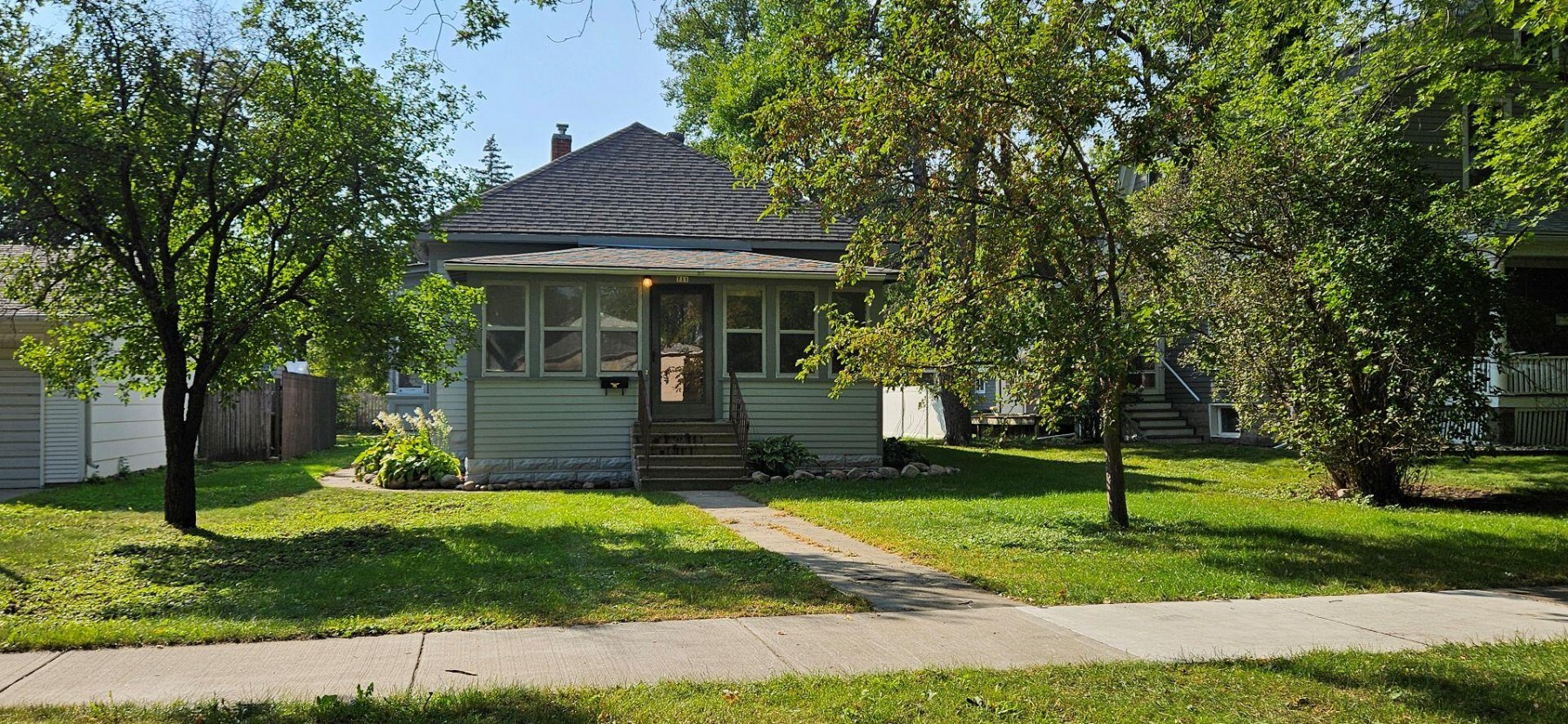 711 6th Avenue, Brookings, SD 57006