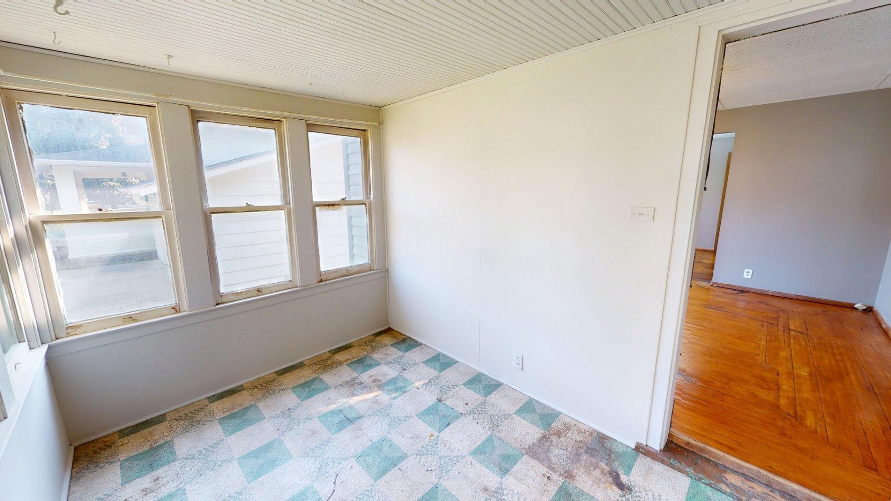 711 6th Avenue, Brookings, SD 57006