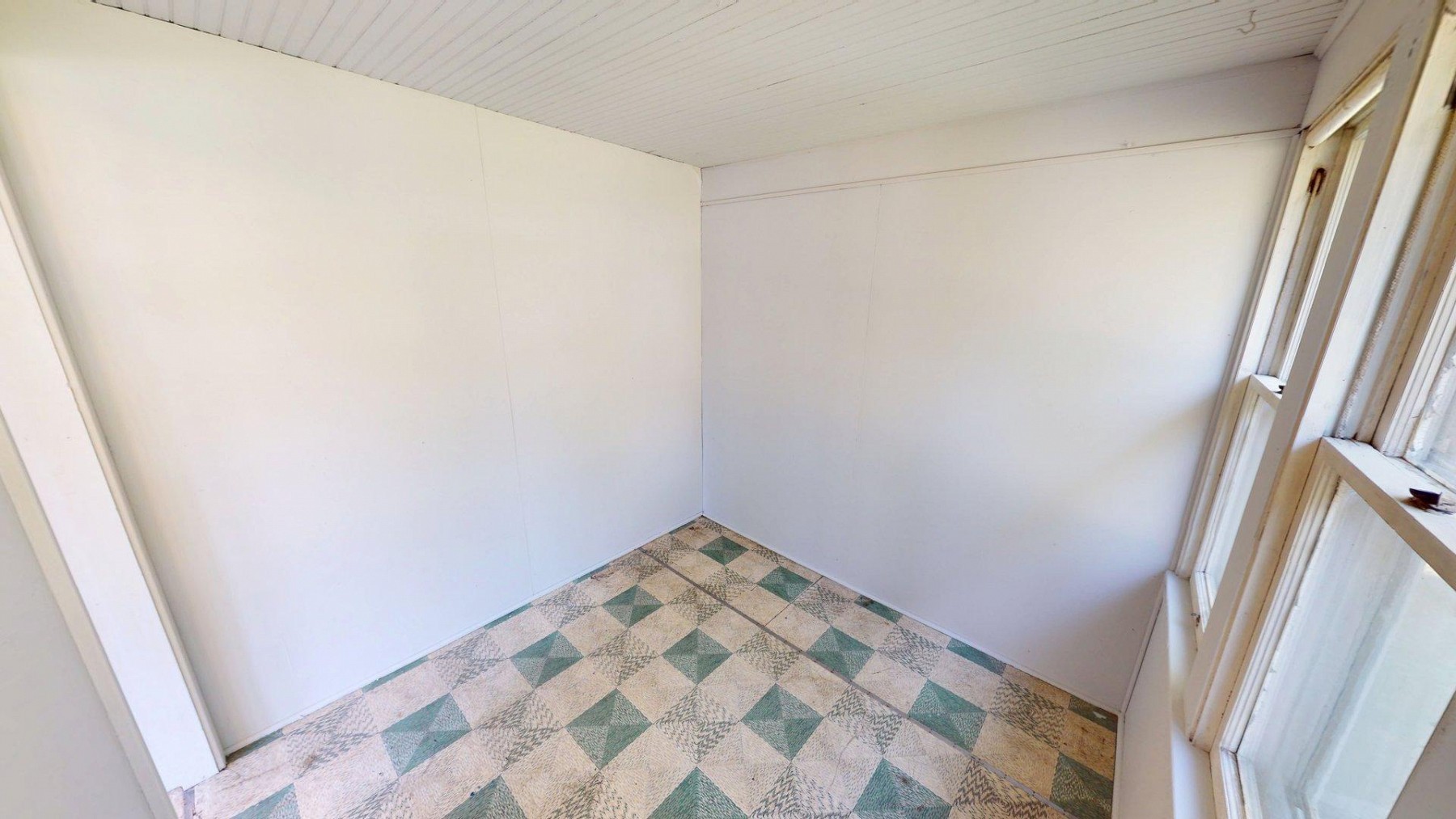 711 6th Avenue, Brookings, SD 57006