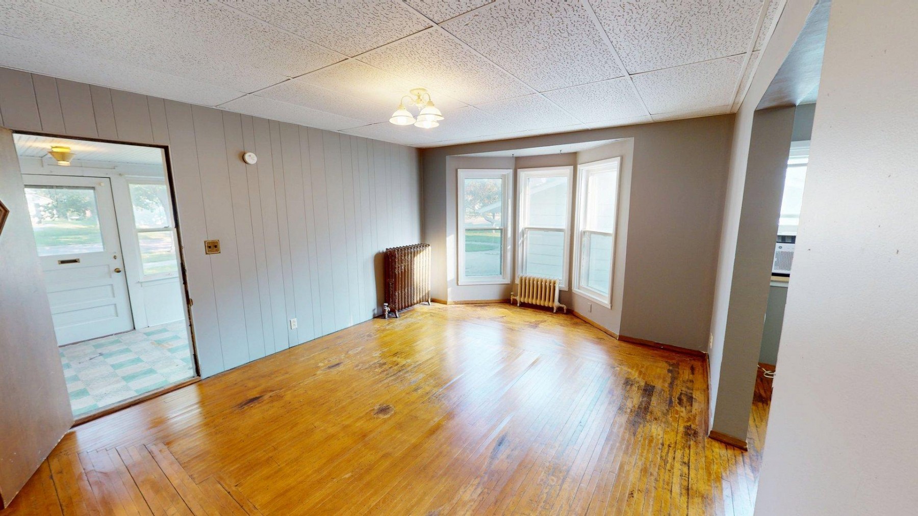 711 6th Avenue, Brookings, SD 57006