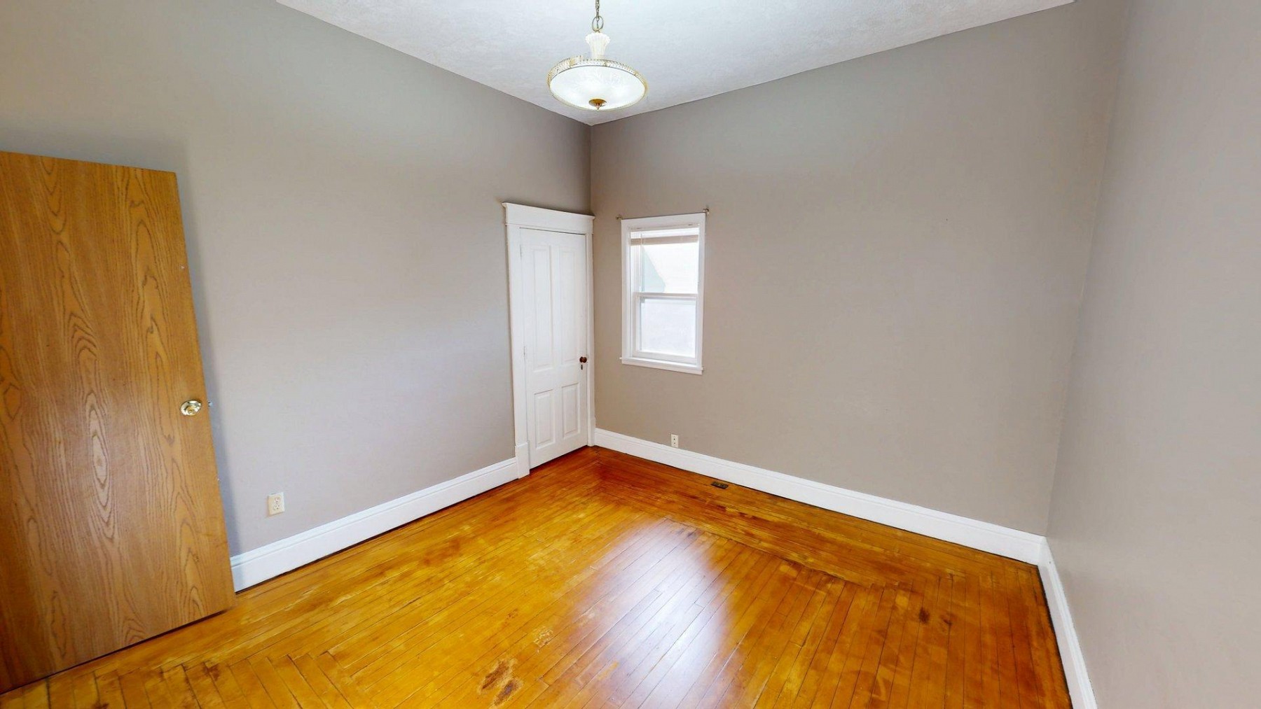 711 6th Avenue, Brookings, SD 57006